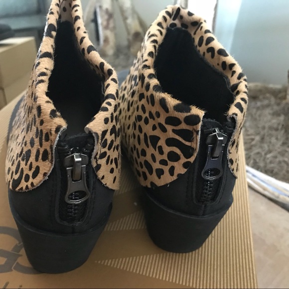 Anthropologie Ankle Boot - Picture 3 of 5